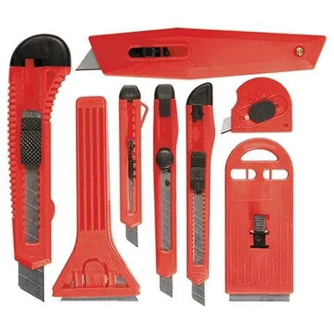 Jogo Estilete 4x9mm/ 2x18mm 6 Estiletes 2 Raspadores MTX Jogo Estilete 4X9mm/2X18mm 6 Estiletes 2 Raspadores MTX
