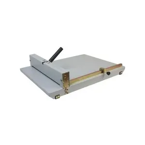 Vincadeira Manual Profissional Boca 45CM em Aço com Pintura Epóxi para Fotos e Folders Preta Excentrix Vincadeira Manual Profissional Boca 45CM Aço Epóxi Preta Excentrix